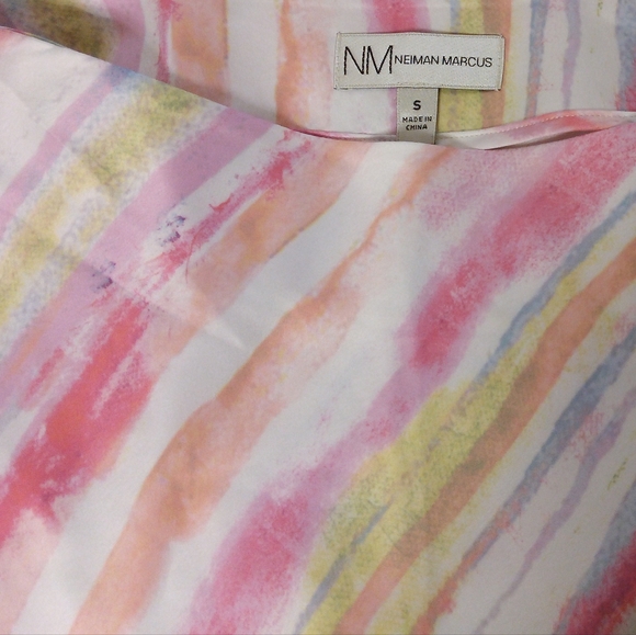 🔥Neiman Marcus Striped Mid Length Skirt - Picture 4 of 4